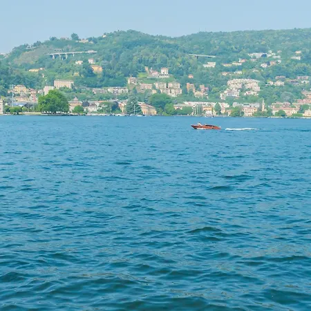 Apartment 2 Bedroom On The *