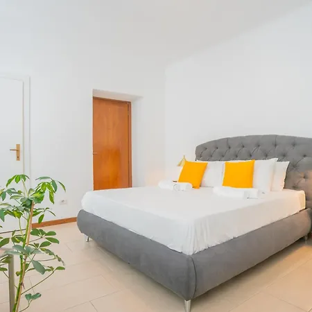 Apartment 2 Bedroom On The