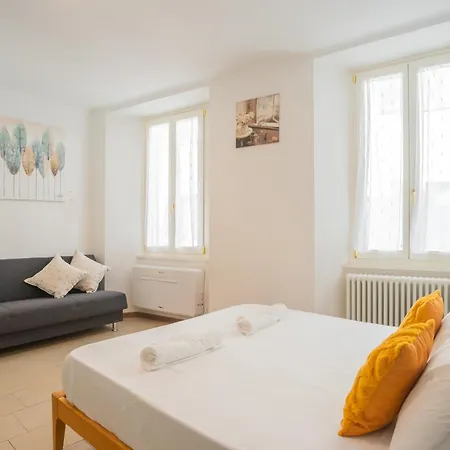 2 Bedroom On The Lägenhet Como