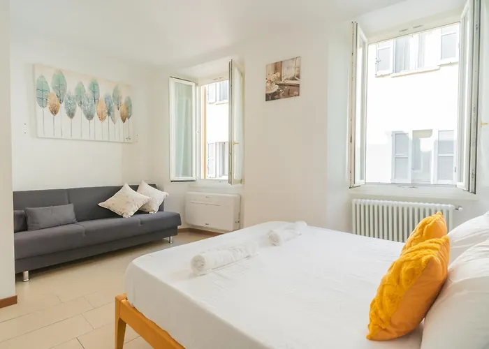 2 Bedroom On The * Комо